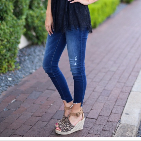 LAST ONE 6.5 Leopard Espadrille Wedge - Picture 8 of 8